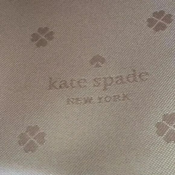 Kate Spade New York Polly Medium Pebble Leather Wristlet in Black - Picture 6 of 9